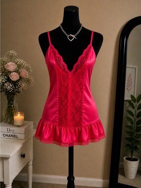Vintage Union Made pink lace babydoll mini slip dress ruffle hem size M lingerie